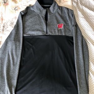 Wisconsin Badgers Under Armour 1/4 zip- Large